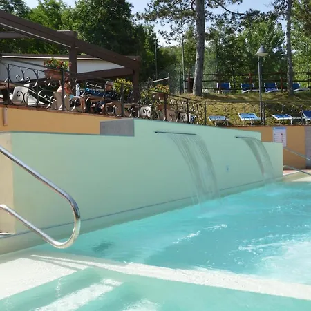 홀리데이파크 Village Mugello 산 피에로 아 시에베